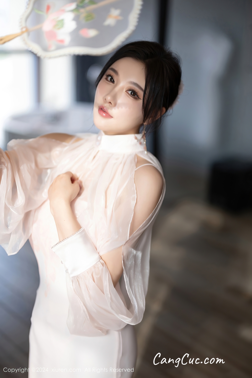 XIUREN No.8294 Yang Chen Chen (杨晨晨Yome)